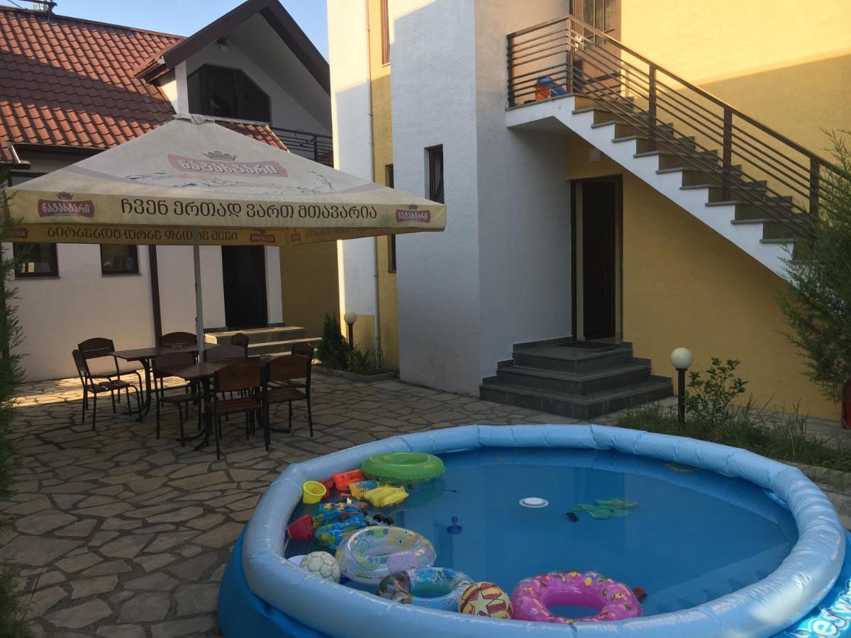 Aparthotel Family Ureki Kültér fotó